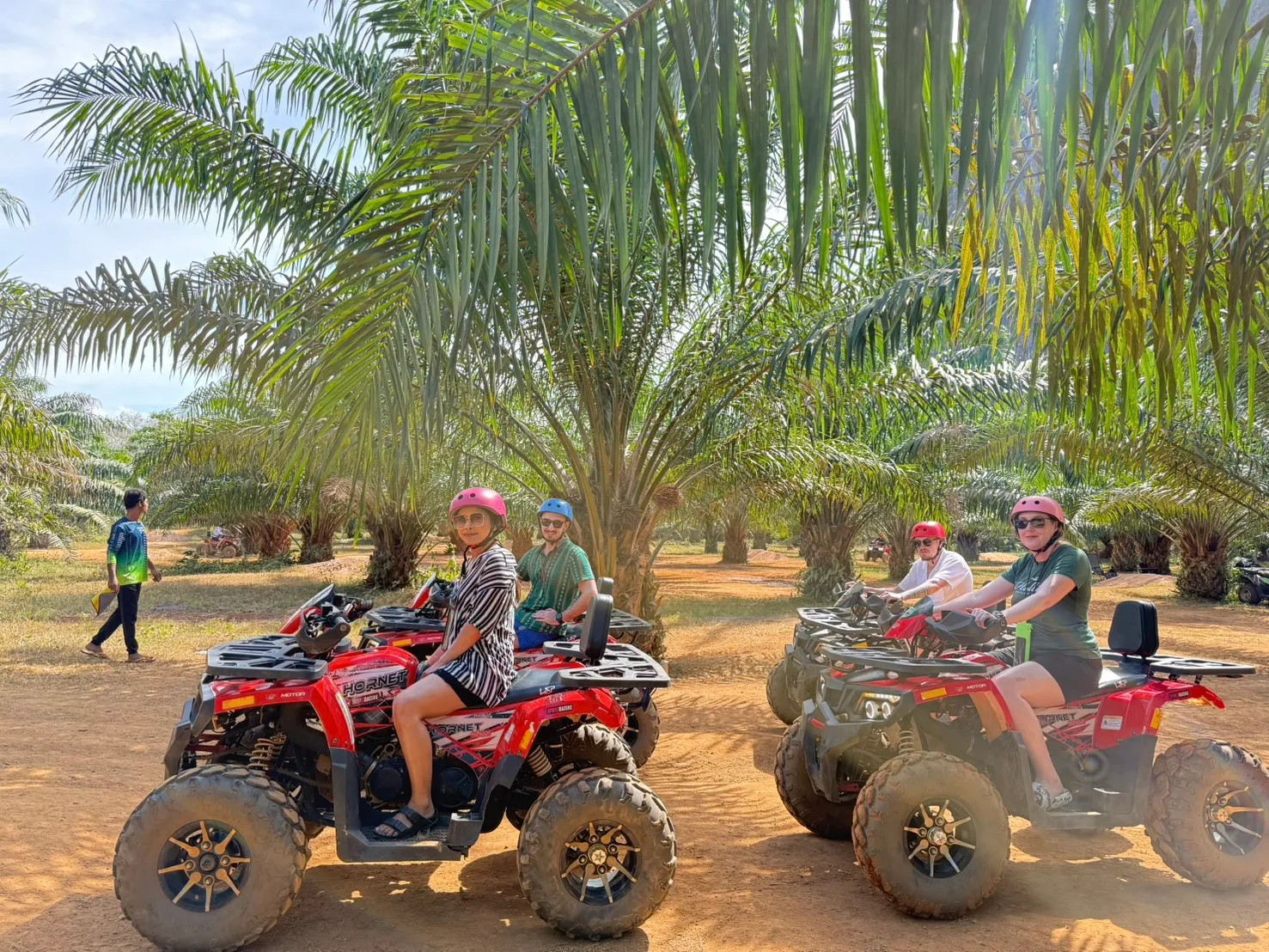 นภา สุขสวัสดิ์